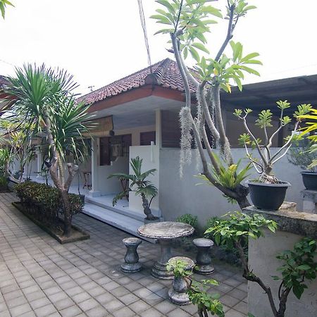 Pondok Nuri Homestay سانور المظهر الخارجي الصورة