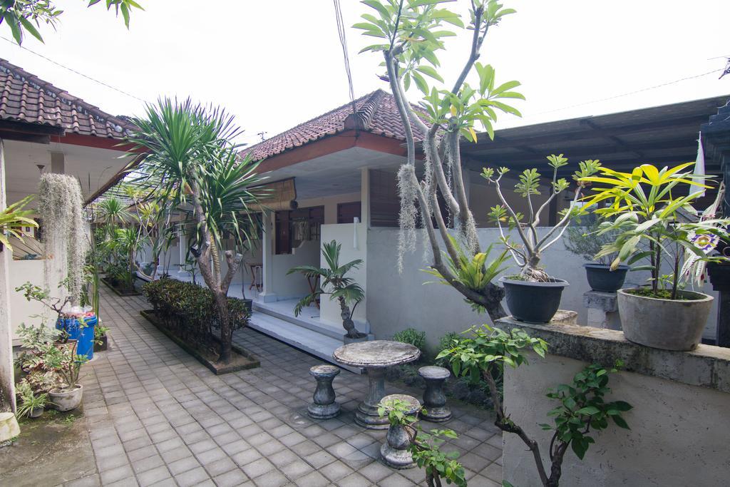 Pondok Nuri Homestay سانور المظهر الخارجي الصورة
