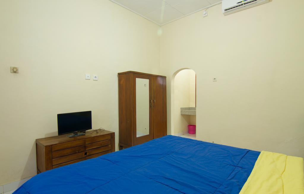 Pondok Nuri Homestay سانور المظهر الخارجي الصورة
