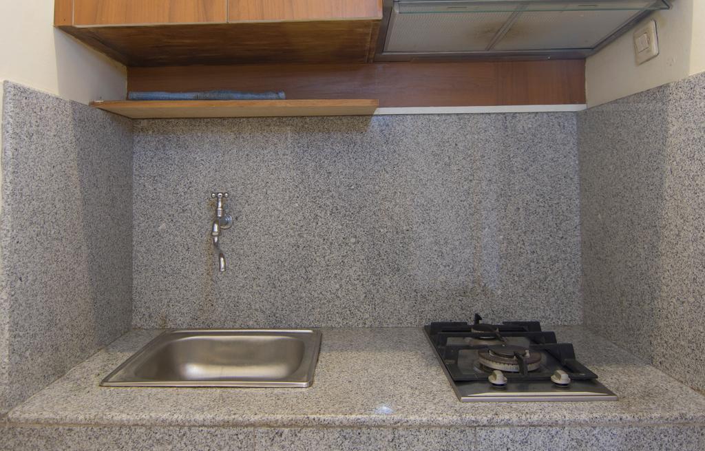 Pondok Nuri Homestay سانور المظهر الخارجي الصورة