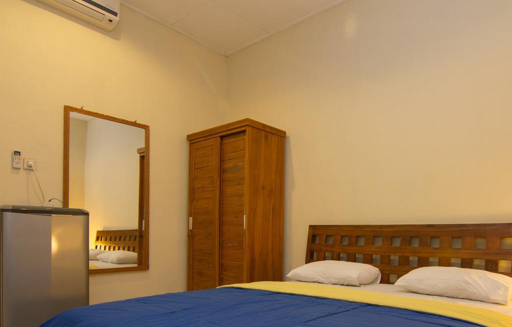 Pondok Nuri Homestay سانور المظهر الخارجي الصورة